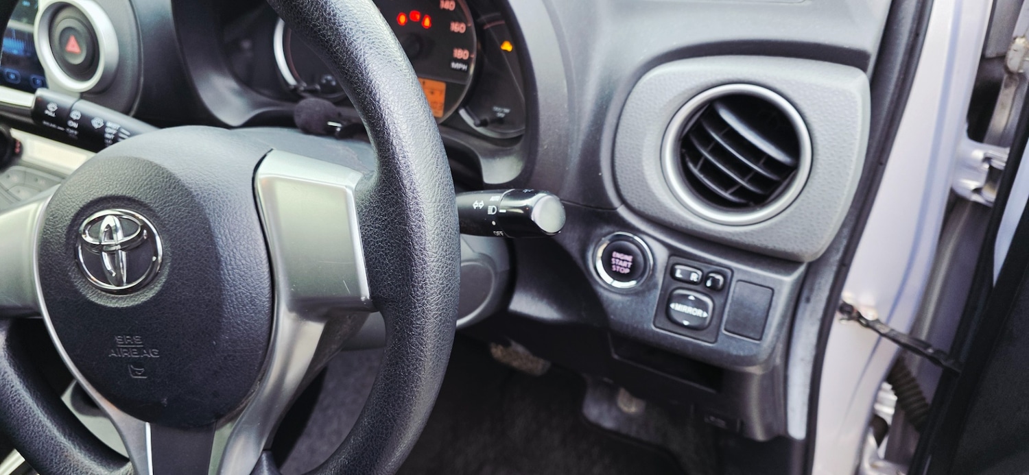 Used Toyota Yaris 2025 for sale - 76412546: Photo 17