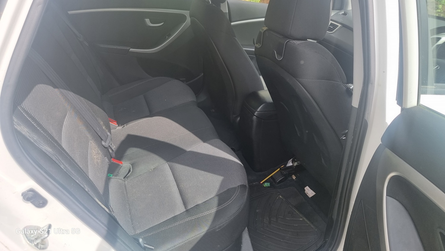 Used Hyundai i30 2013 for sale - 76207378: Photo 9