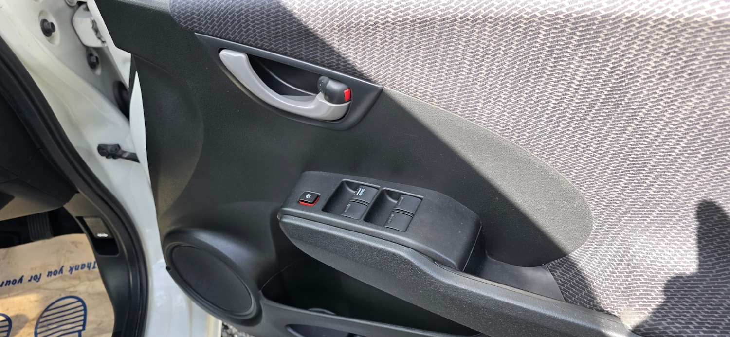 Used Honda Jazz 2024 for sale - 77635813: Photo 15