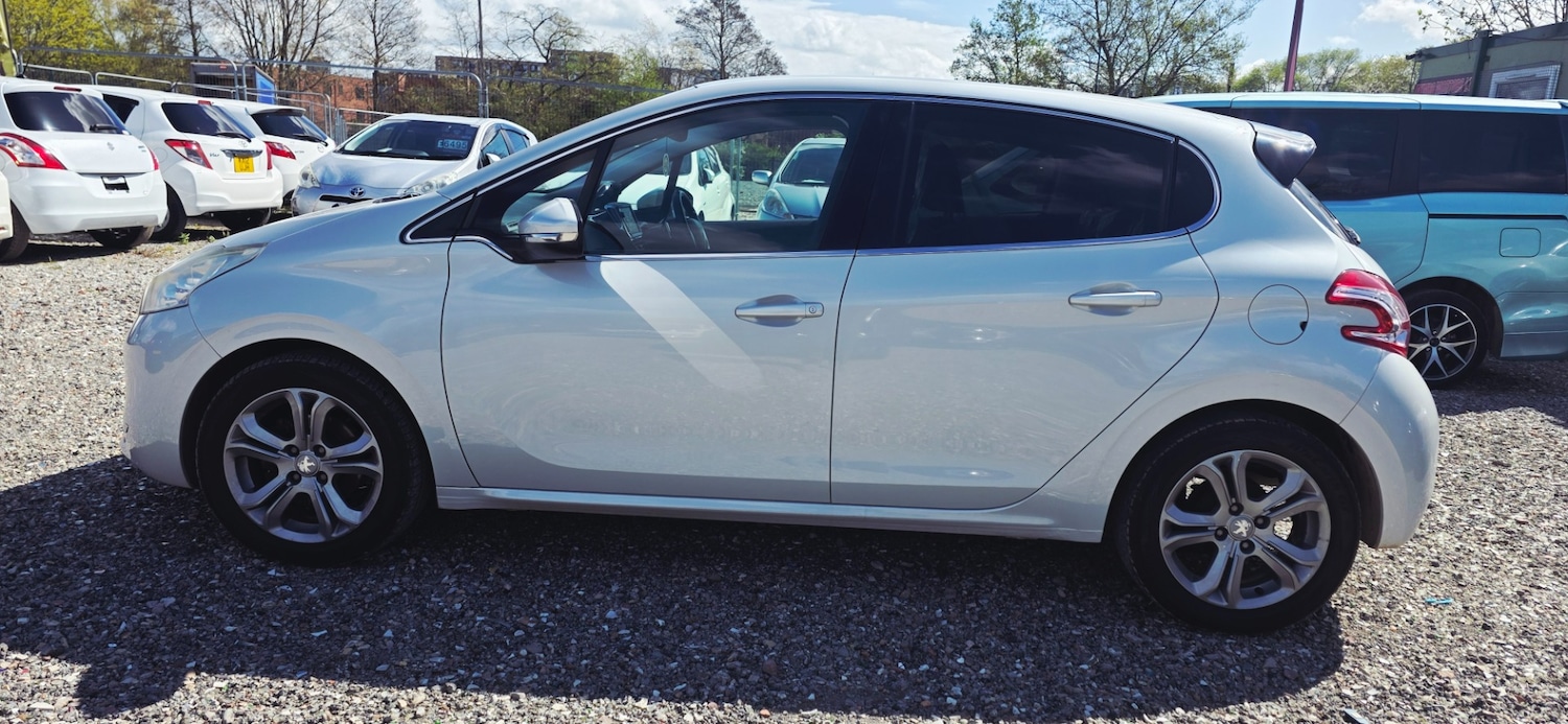 Used Peugeot 208 2015 for sale - 78211815: Photo 20