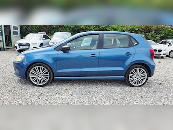 Used Volkswagen Polo 2014 for sale - 78941779: Photo