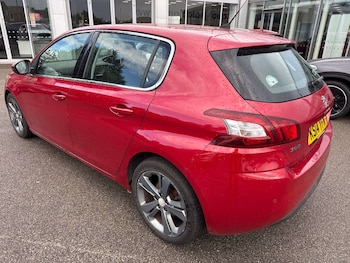 Used Peugeot 308 2014 for sale - 76162180: Photo 4