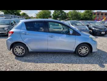 Used Toyota Yaris  for sale - 74662382: Photo