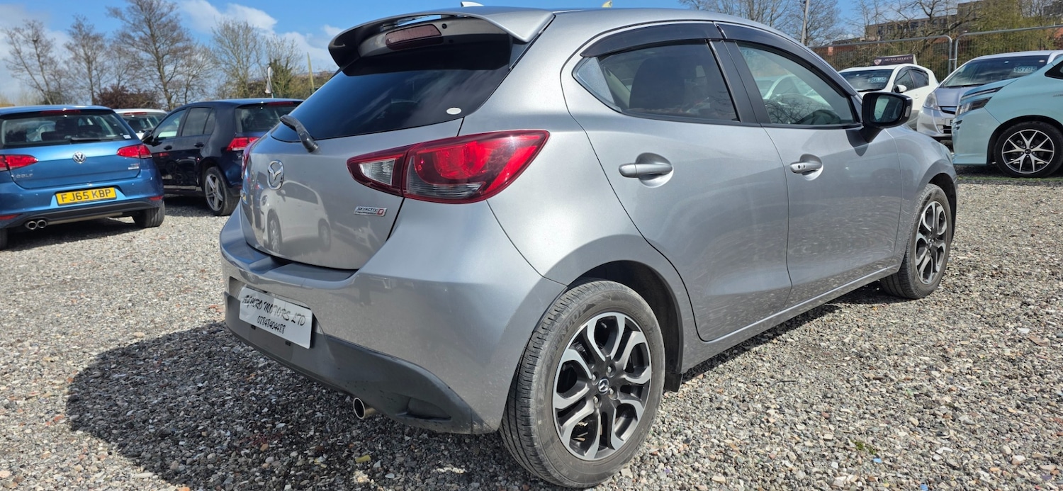 Used Mazda Mazda2 2015 for sale - 76853901: Photo 16