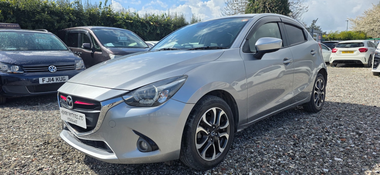 Used Mazda Mazda2 2015 for sale - 76853901: Photo 3