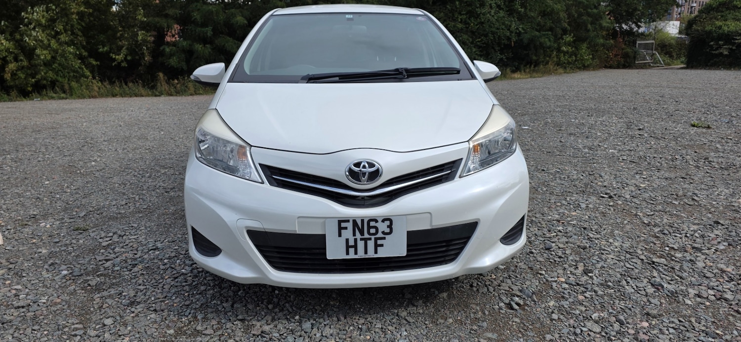 Used Toyota Yaris 2025 for sale - 75988239: Photo 2
