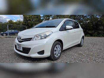 Used Toyota Yaris 2013 for sale - 75988239: Photo