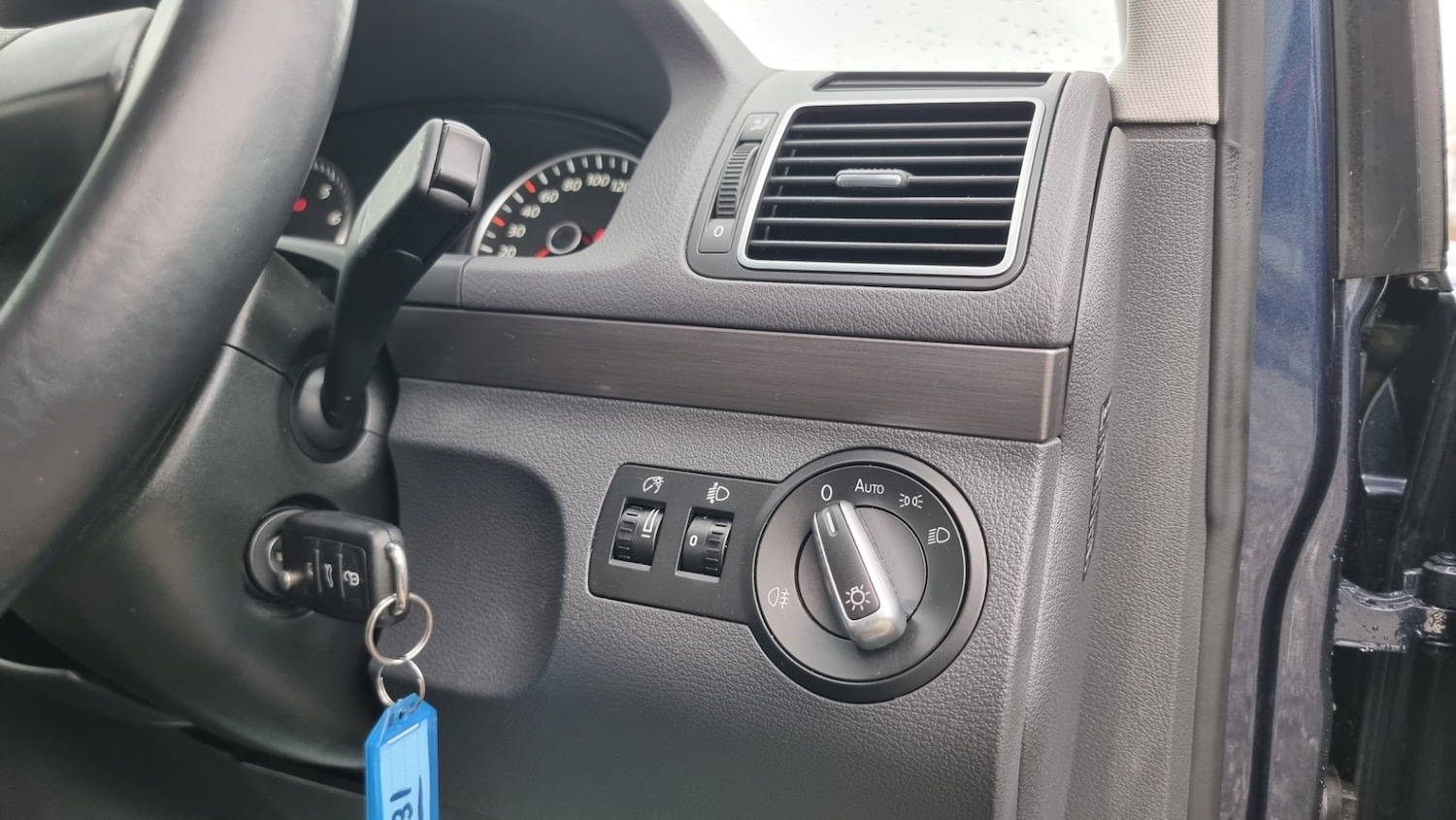 Used Volkswagen Touran for sale - 76207180: Photo 19