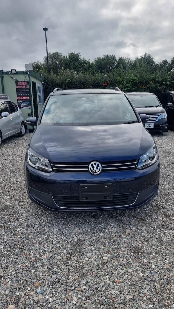 Used Volkswagen Touran for sale - 76207180: Photo 4