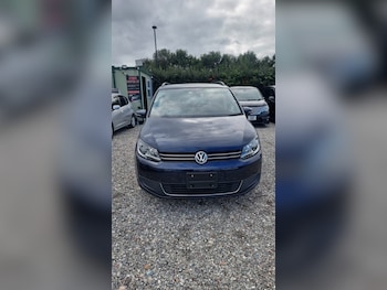 Used Volkswagen Touran for sale - 76207180: Photo 4