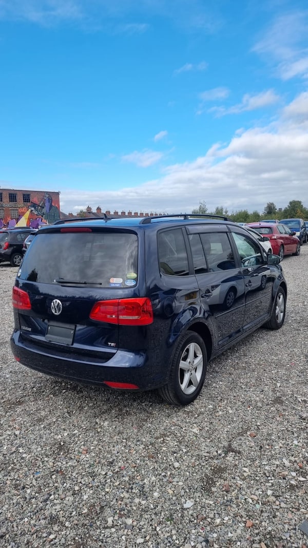 Used Volkswagen Touran for sale - 76207180: Photo 6