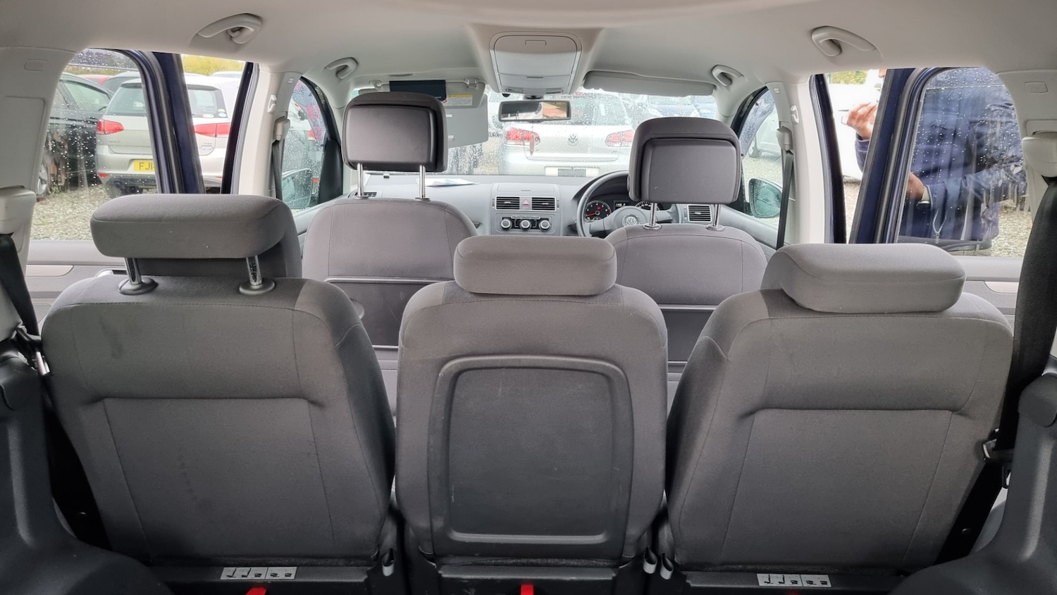 Used Volkswagen Touran for sale - 76207180: Photo 8