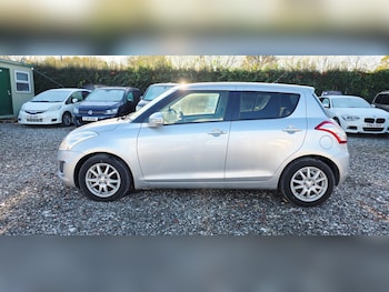 Used Suzuki Swift 2014 for sale - 76682504: Photo