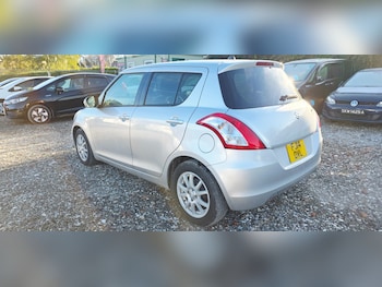Used Suzuki Swift 2014 for sale - 76682504: Photo