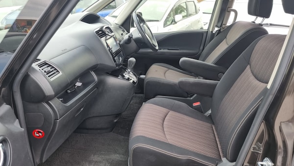 Used Nissan Serena 2025 for sale - 74683238: Photo 12