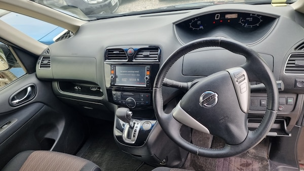 Used Nissan Serena 2025 for sale - 74683238: Photo 17