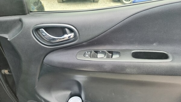 Used Nissan Serena 2025 for sale - 74683238: Photo 19
