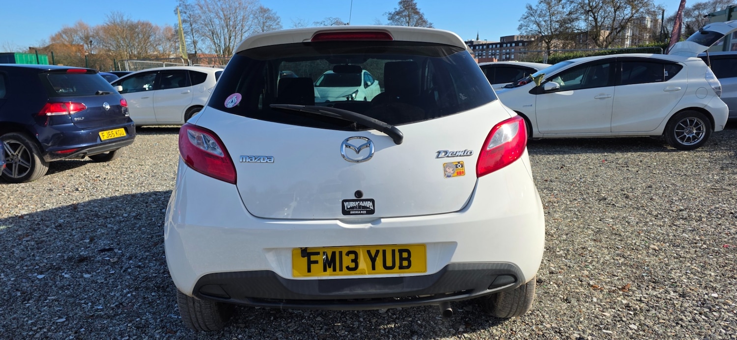 Used Mazda Mazda2 2013 for sale - 77562940: Photo 6