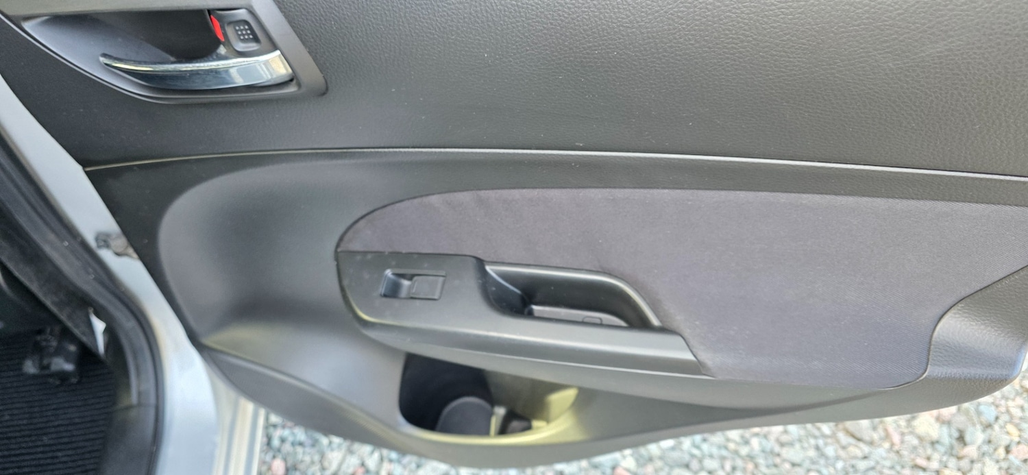 Used Suzuki Swift 2025 for sale - 77562579: Photo 12