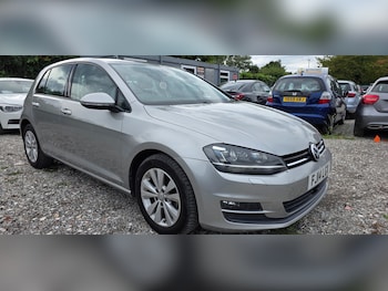 Used Volkswagen Golf 2014 for sale - 75913356: Photo