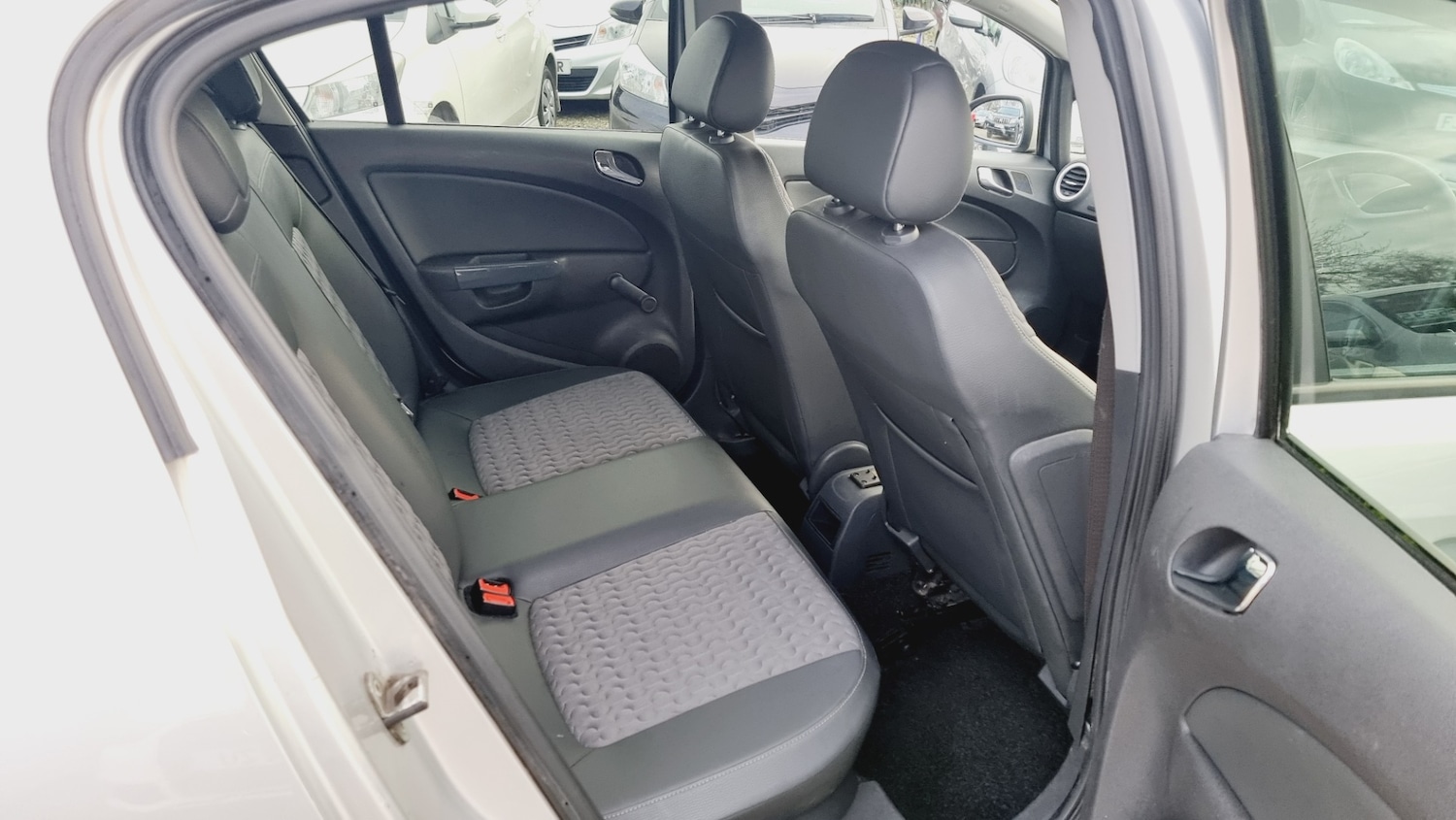 Used Vauxhall Corsa for sale - 76413067: Photo 7