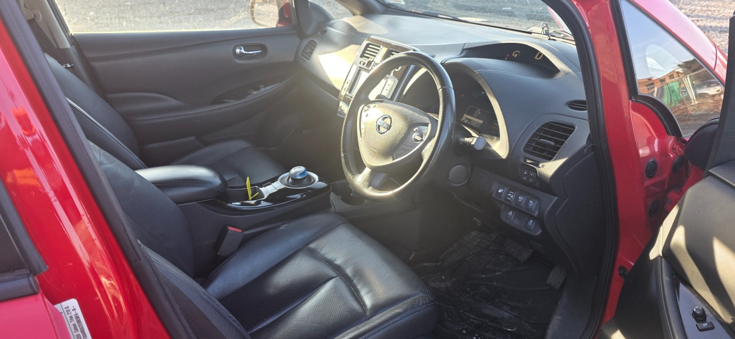 Used Nissan Leaf 2014 for sale - 77118878: Photo 15
