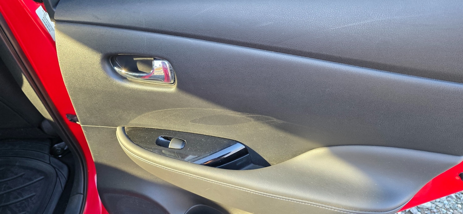 Used Nissan Leaf 2014 for sale - 77118878: Photo 18