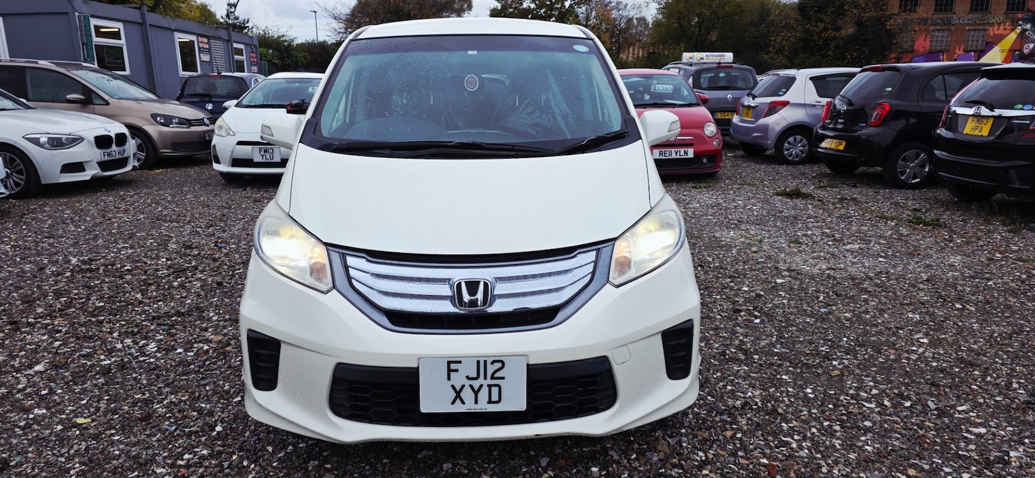 Used Honda Freed 2025 for sale - 76407715: Photo 2