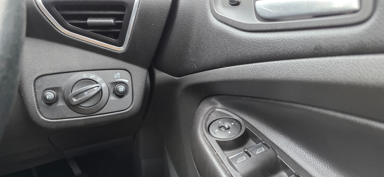 Used Ford Kuga 2013 for sale - 76853881: Photo 11