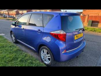 Used Toyota Verso 2011 for sale - 74298825: Photo