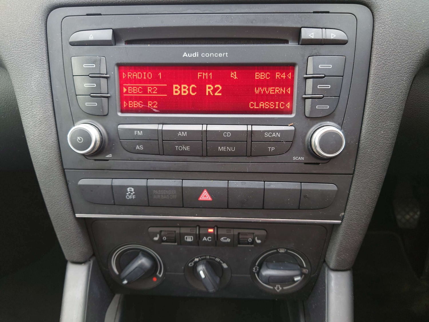 Vehicle 29