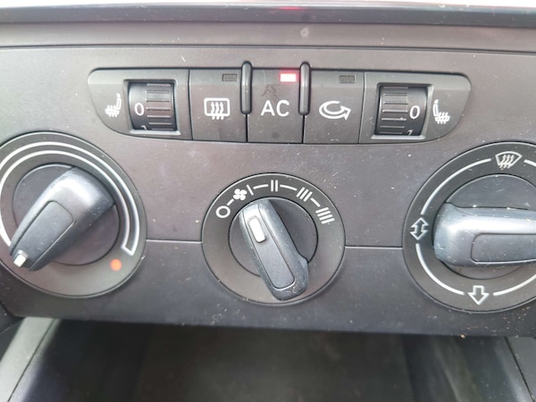 Used Audi A3 2010 for sale - 74683221: Photo 32