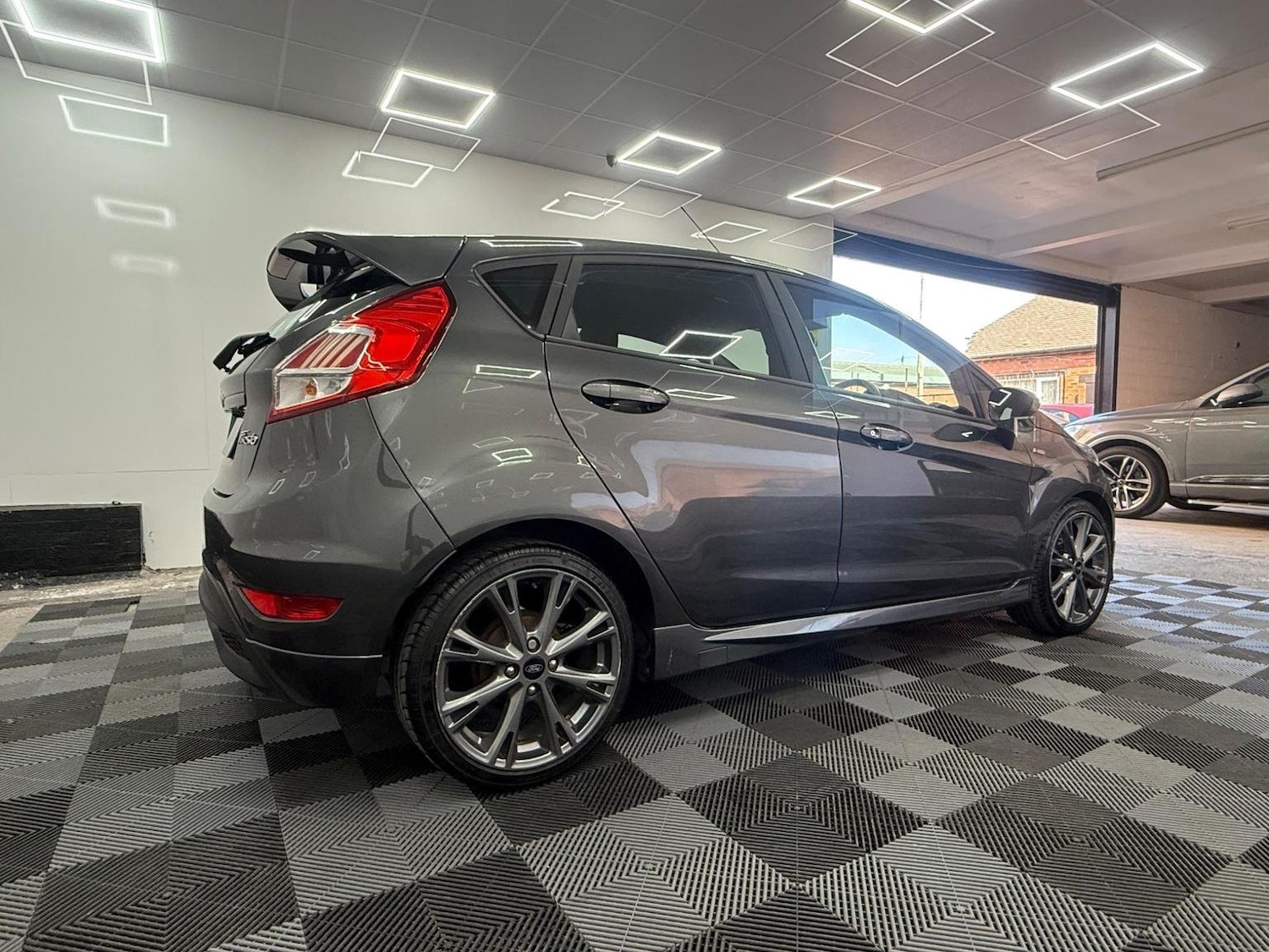 Used Ford Fiesta 2016 for sale - 76211763: Photo 4