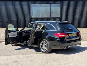 Used Mercedes-Benz C Class 2016 for sale - 78898732: Photo