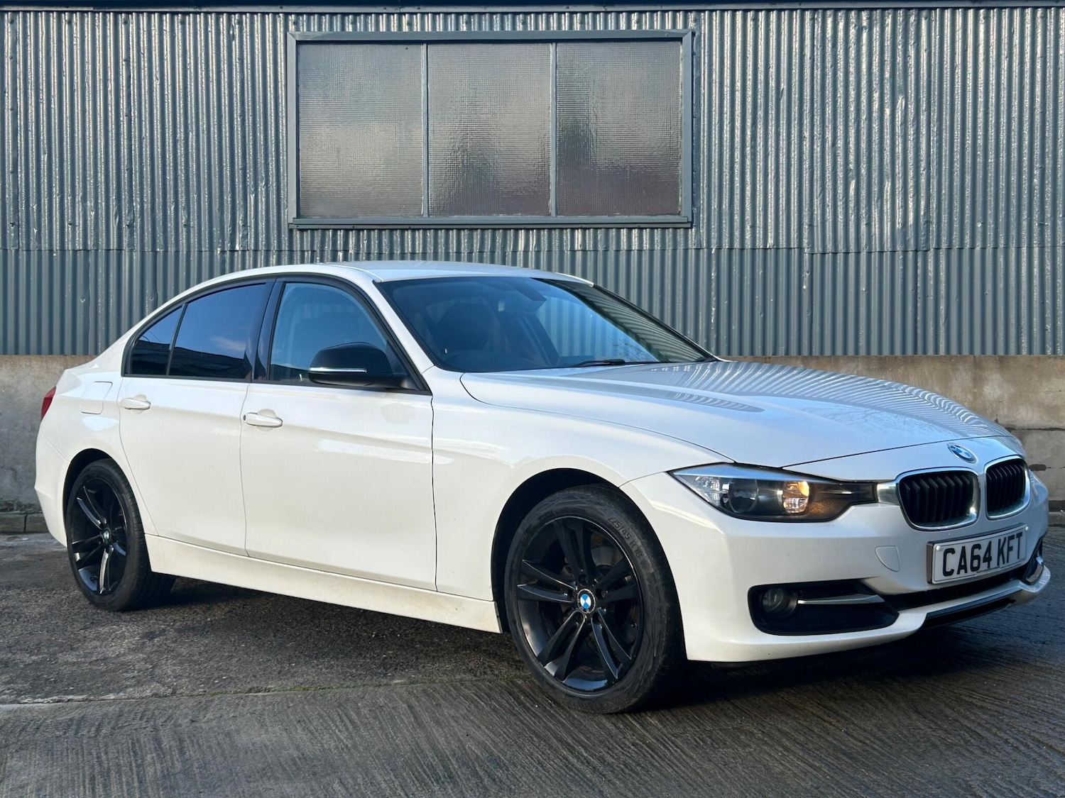 Used BMW 3 Series 2015 for sale - 77377606: Photo 1