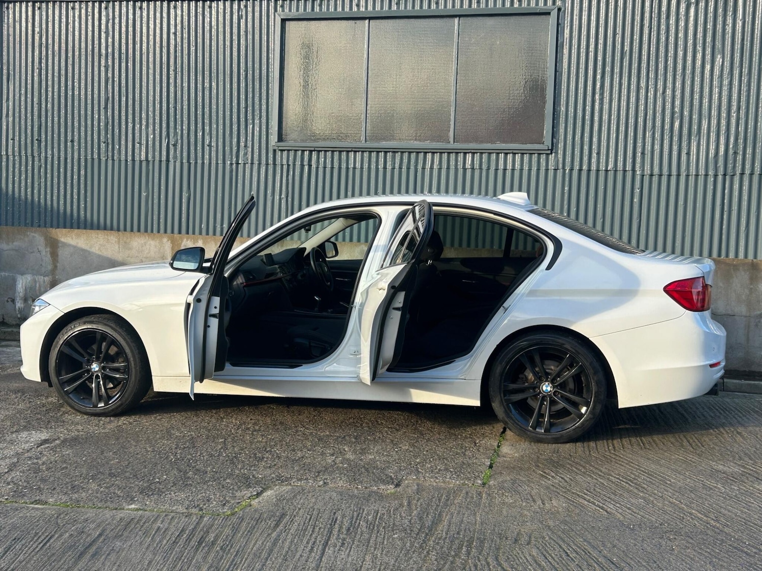 Used BMW 3 Series 2015 for sale - 77377606: Photo 11