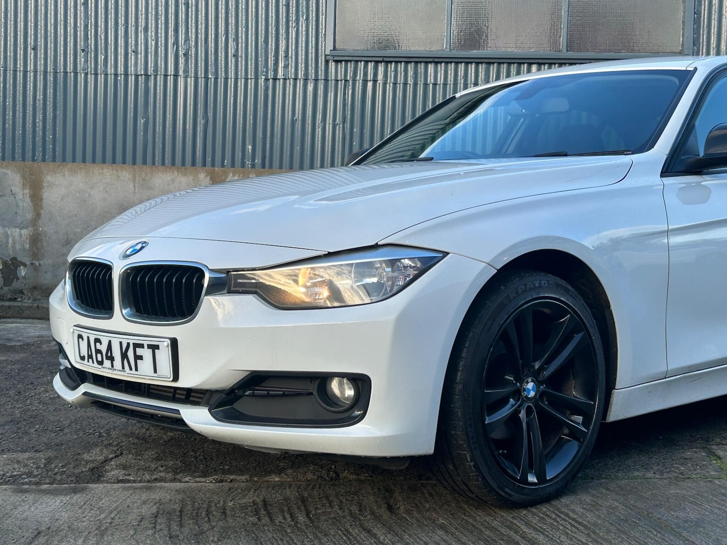 Used BMW 3 Series 2015 for sale - 77377606: Photo 2