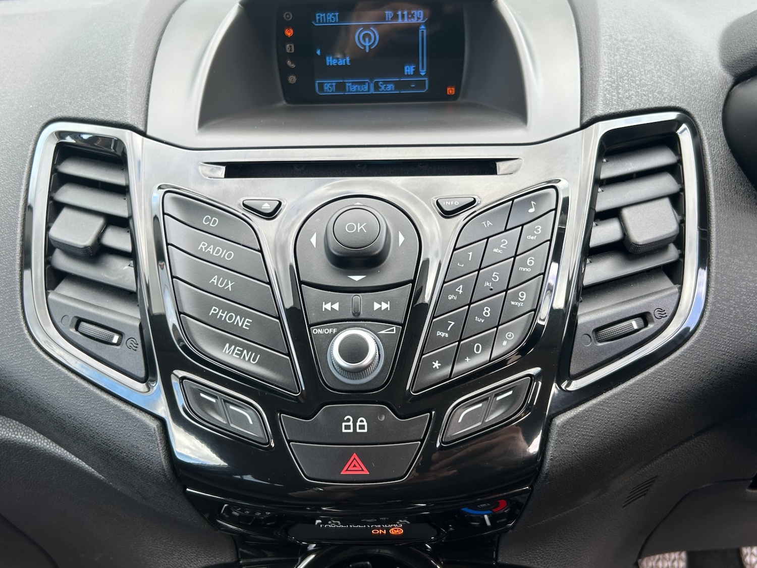 Used Ford Fiesta 2013 for sale - 76452461: Photo 17