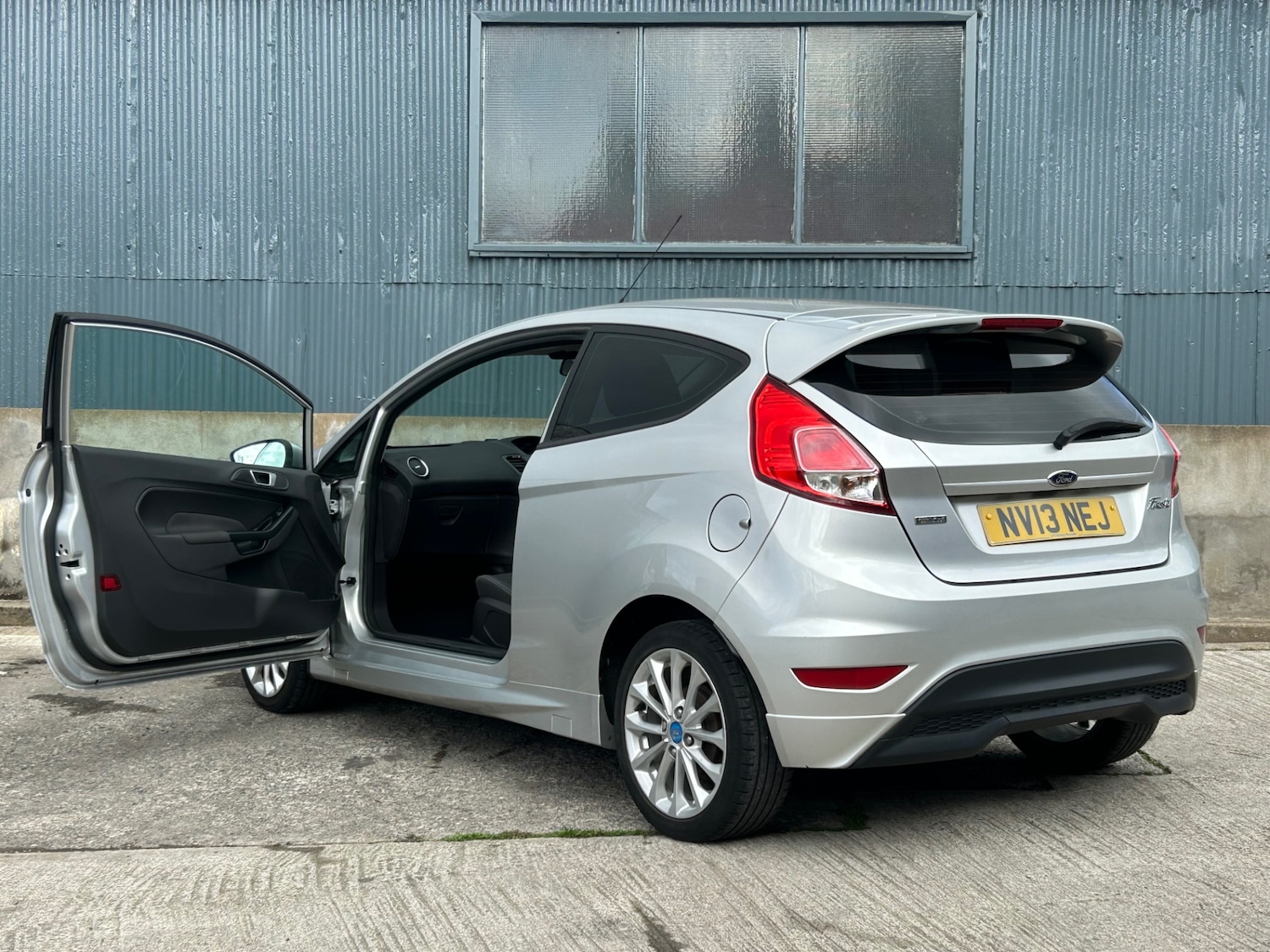 Used Ford Fiesta 2013 for sale - 76452461: Photo 28