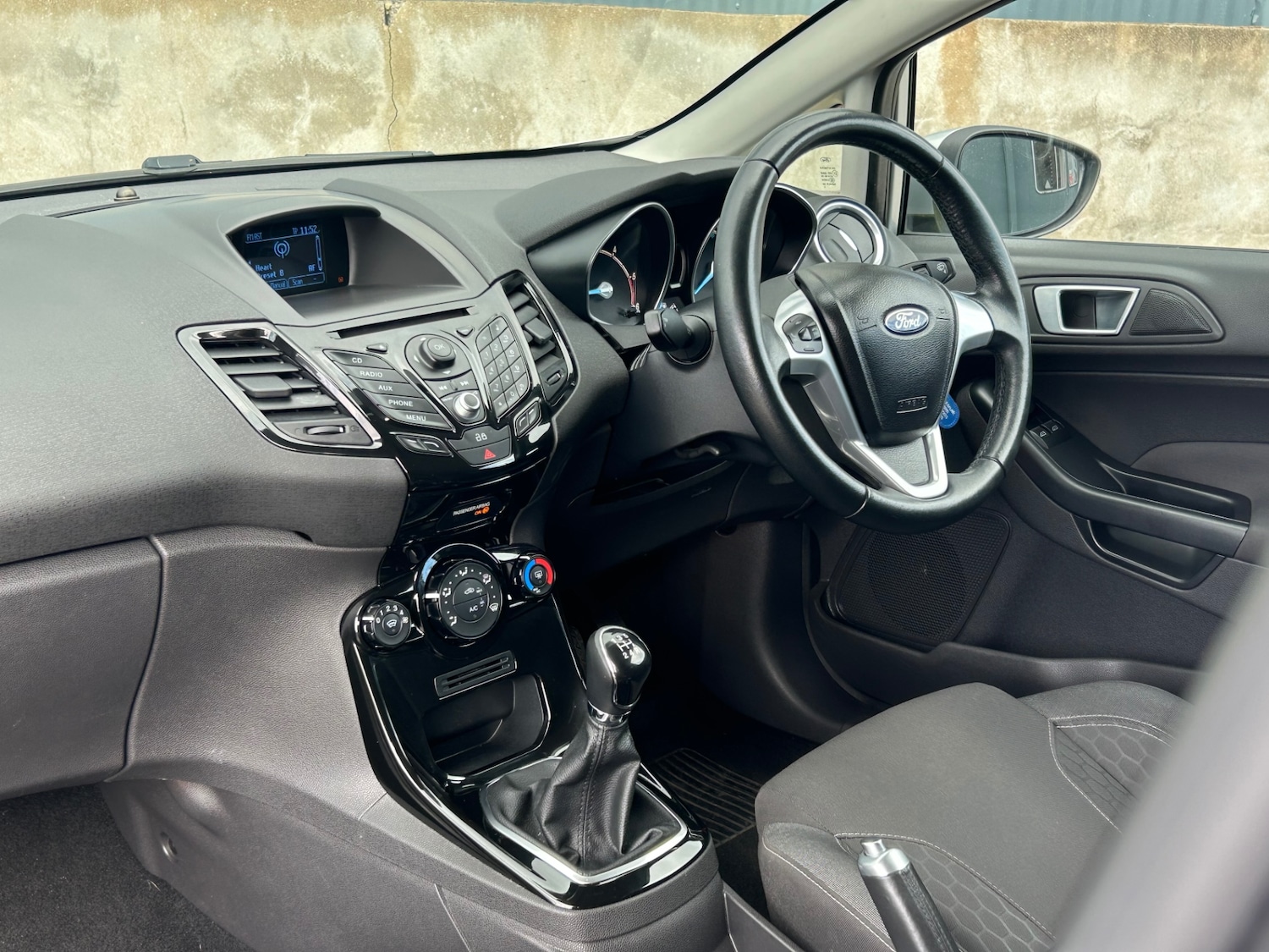 Used Ford Fiesta 2013 for sale - 76452461: Photo 29