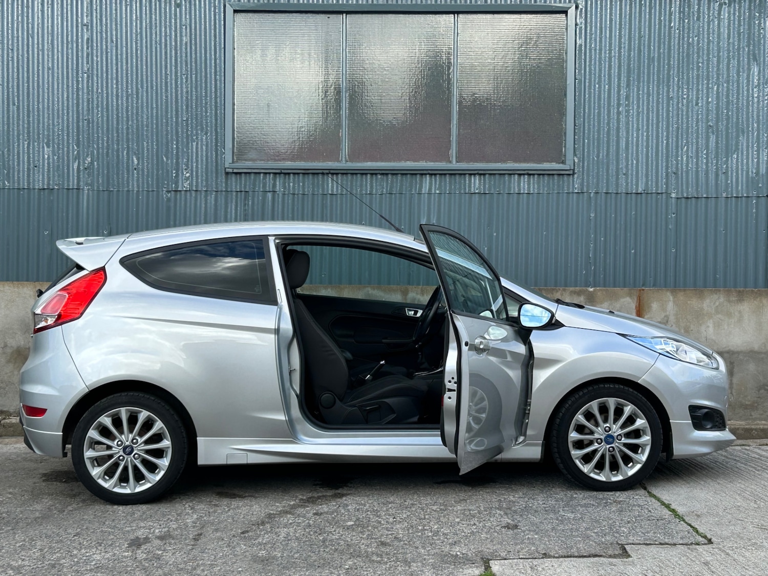 Used Ford Fiesta 2013 for sale - 76452461: Photo 44