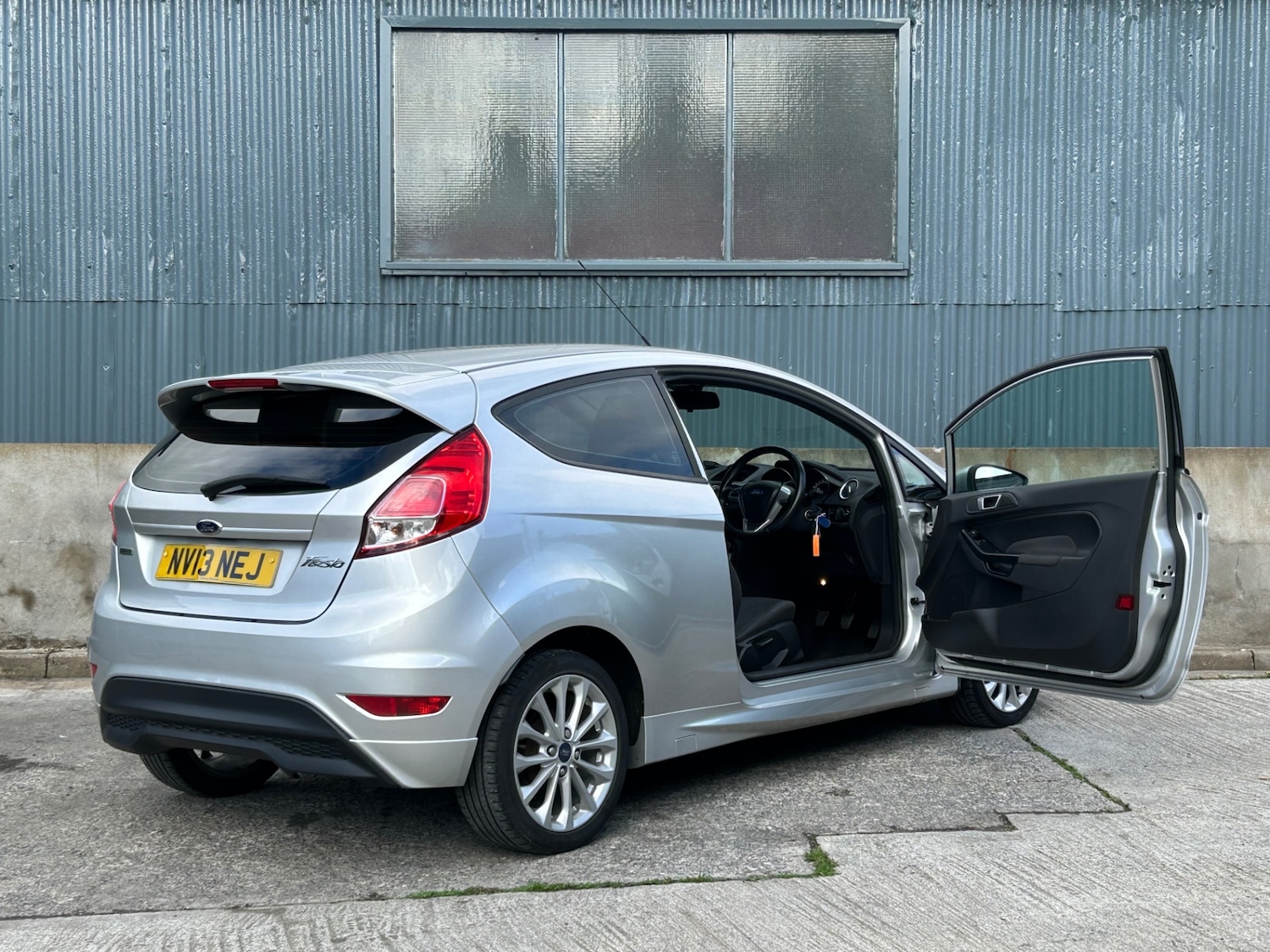 Used Ford Fiesta 2013 for sale - 76452461: Photo 47