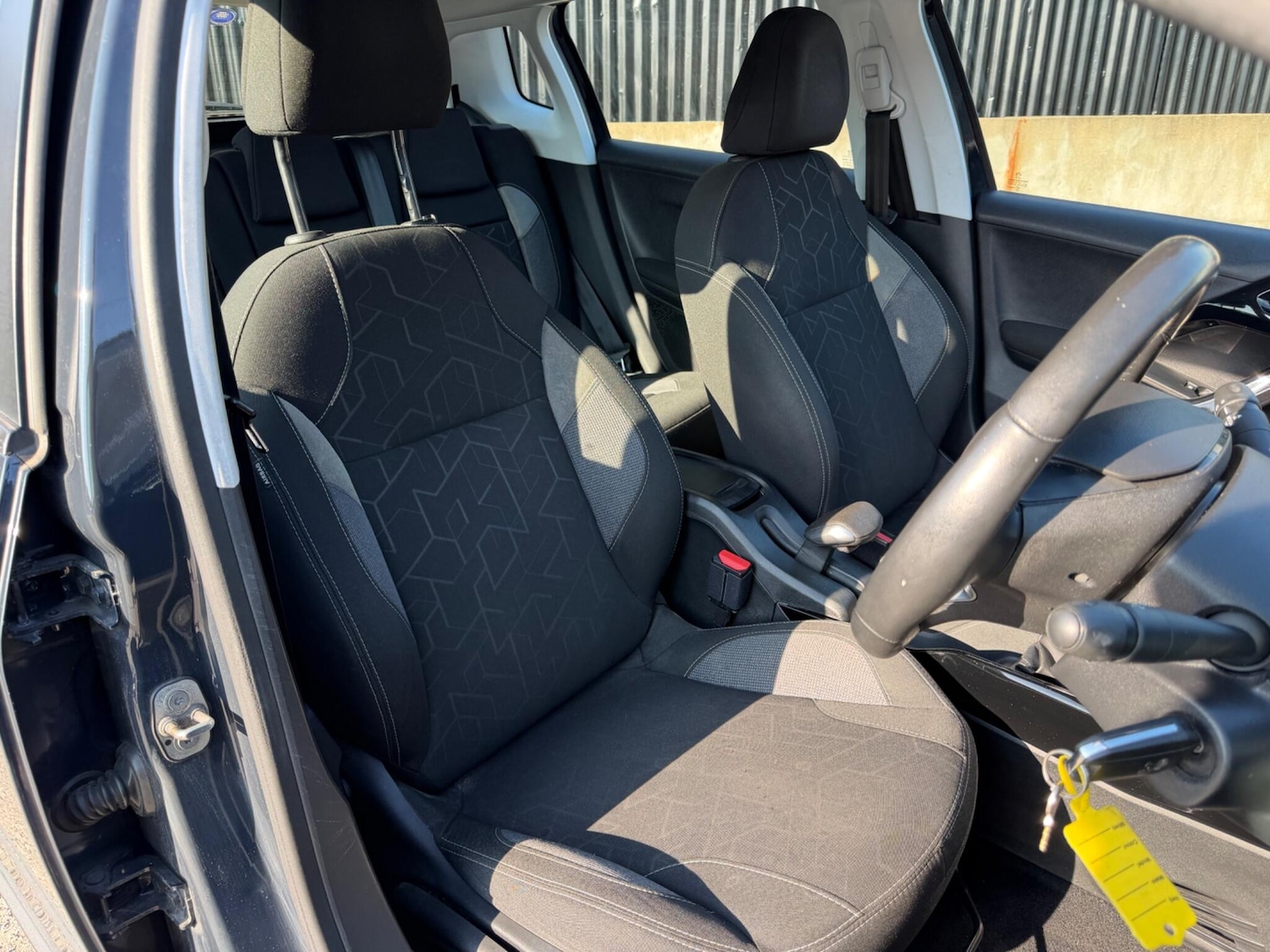 Used Peugeot 2008 for sale - 77970082: Photo 17