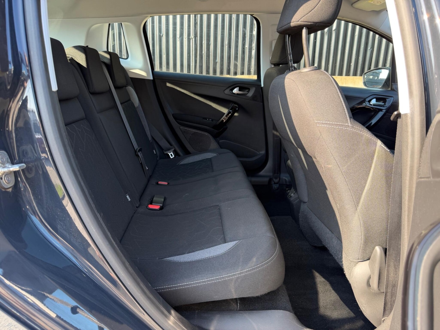 Used Peugeot 2008 for sale - 77970082: Photo 23