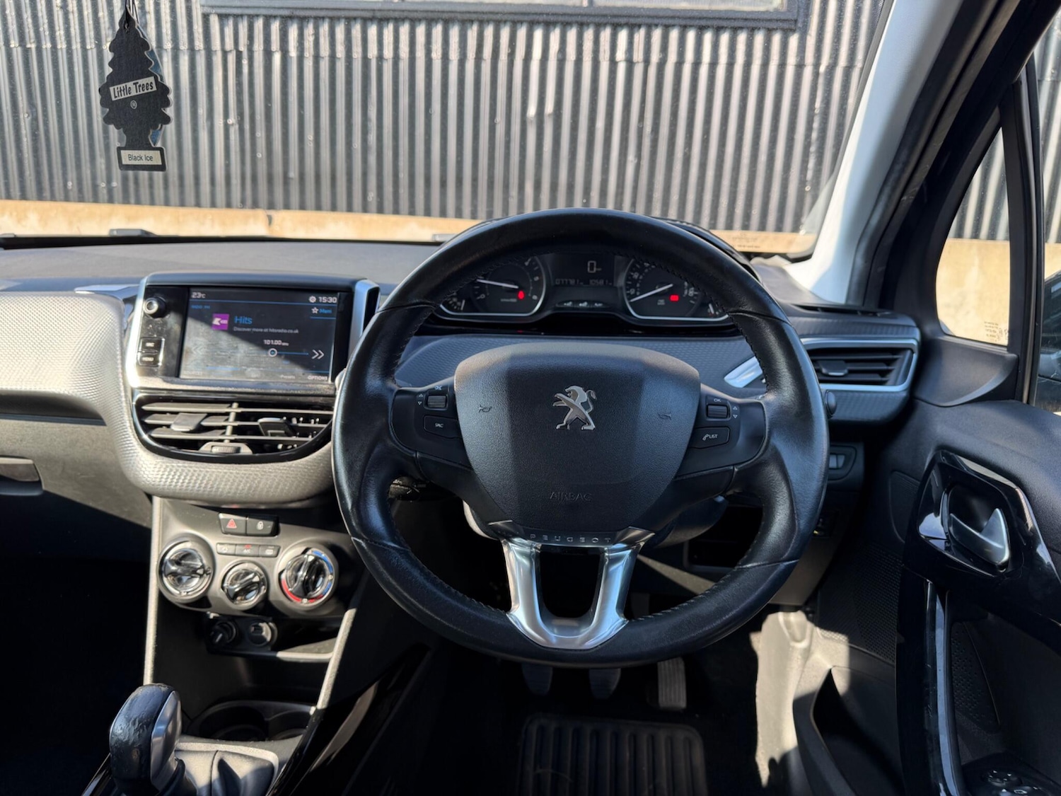 Used Peugeot 2008 for sale - 77970082: Photo 34