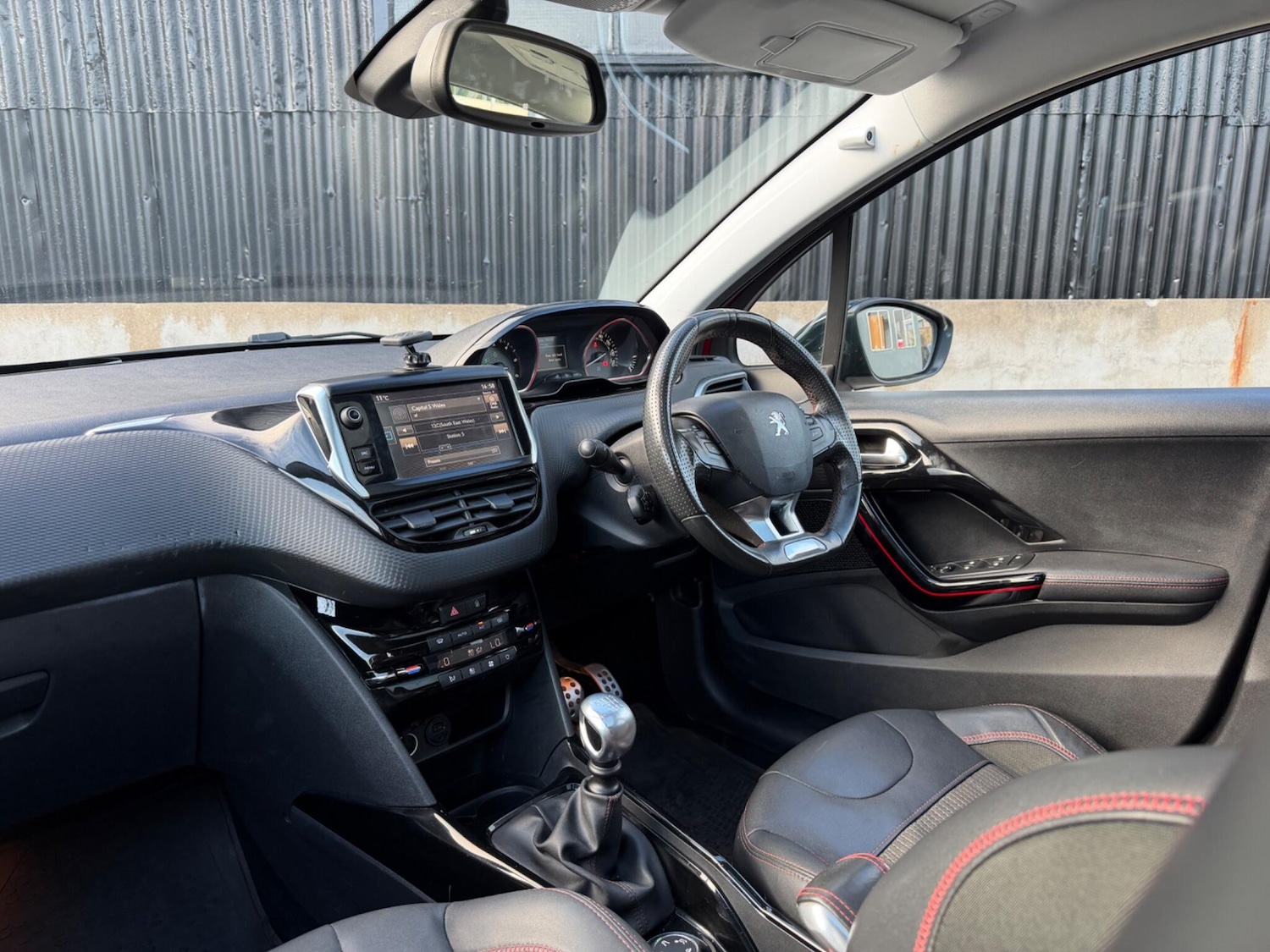 Used Peugeot 2008 2016 for sale - 78115639: Photo 16