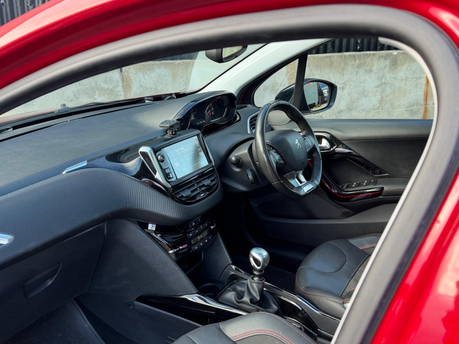 Used Peugeot 2008 2016 for sale - 78115639: Photo 17