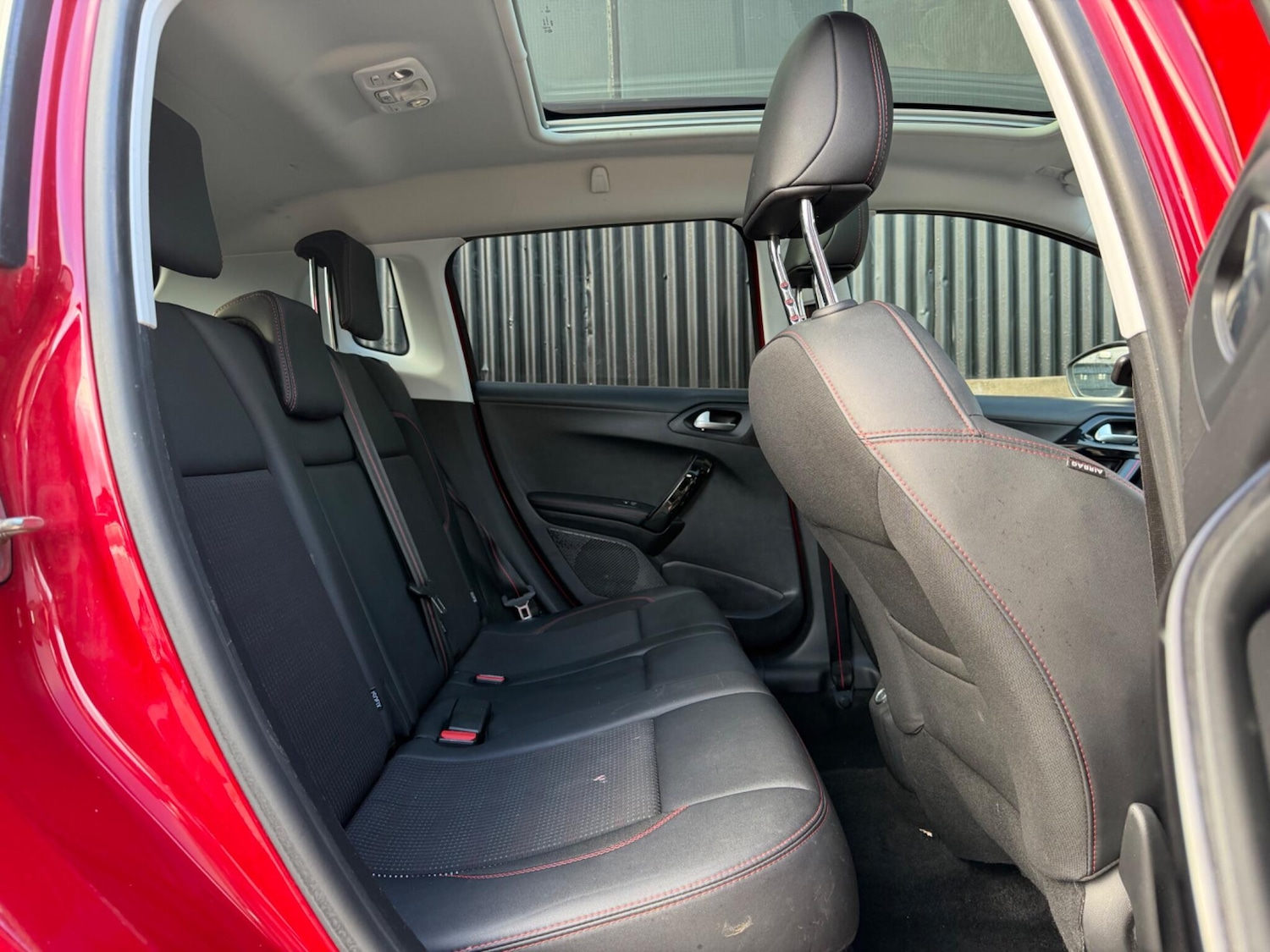 Used Peugeot 2008 2016 for sale - 78115639: Photo 25