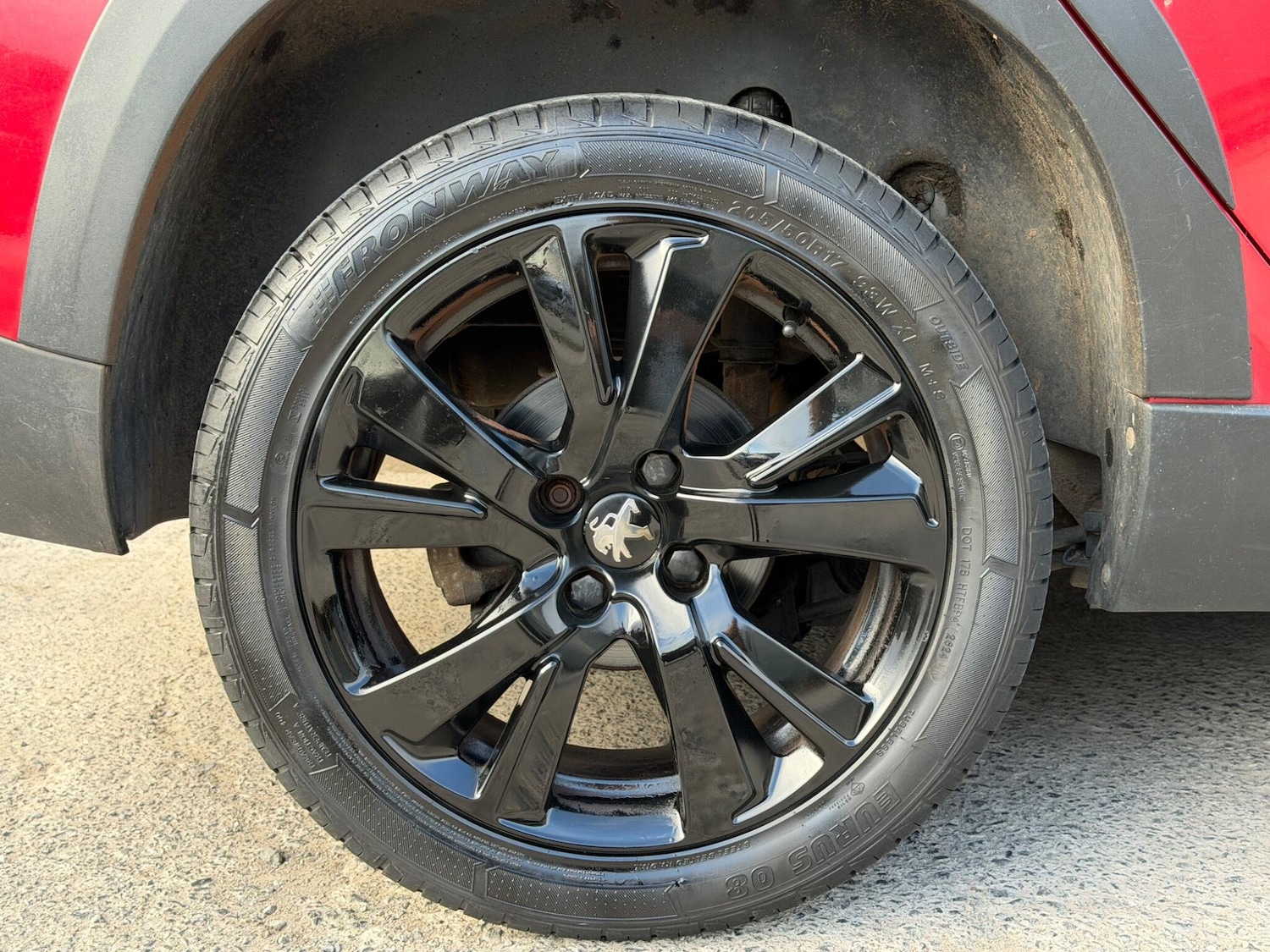 Used Peugeot 2008 2016 for sale - 78115639: Photo 35