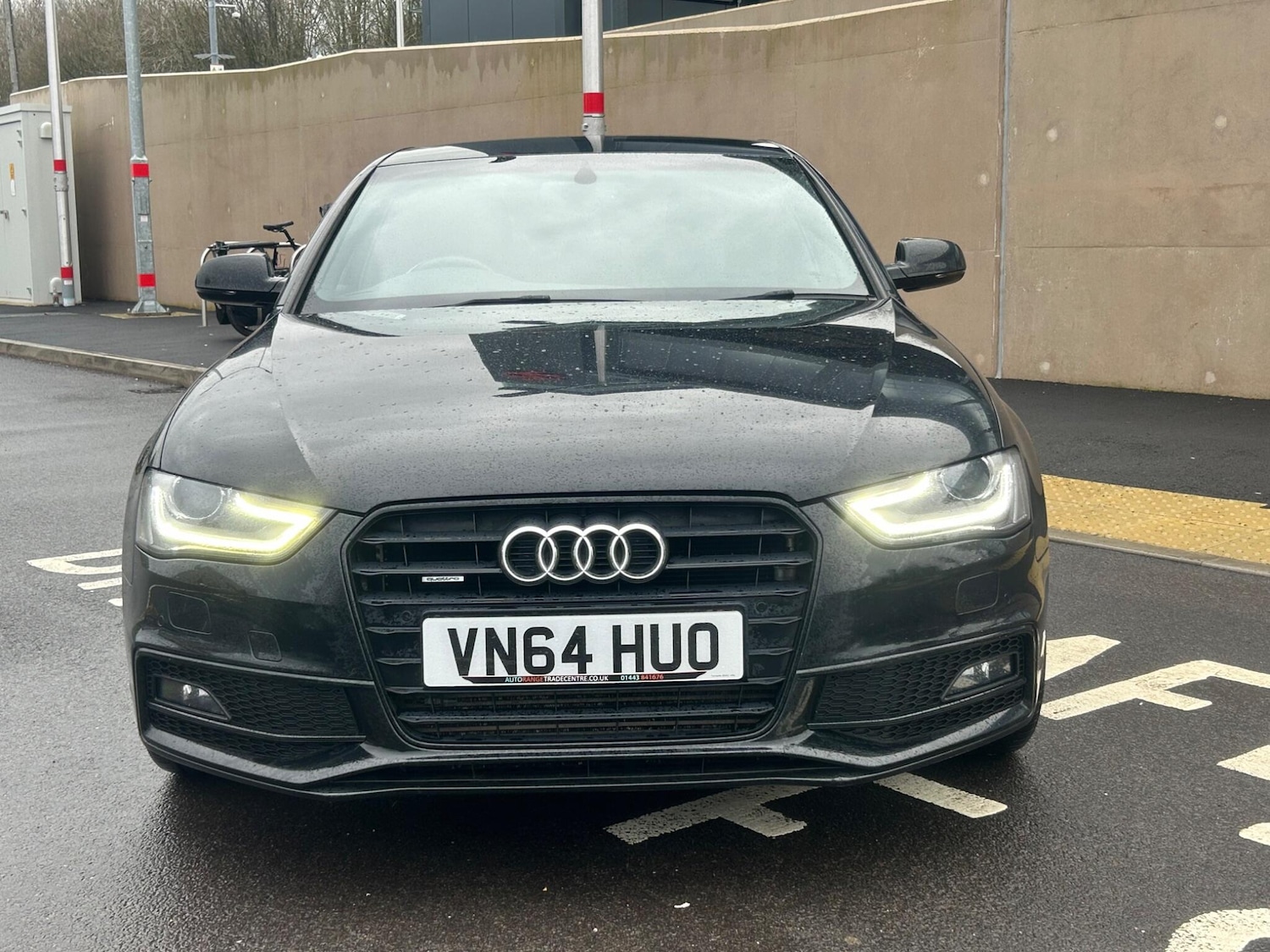 Used Audi A4 for sale - 77268118: Photo 2